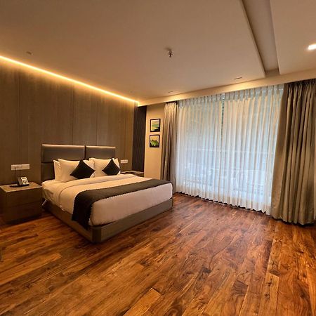 Moksha Riverside Resort Kasol Eksteriør billede