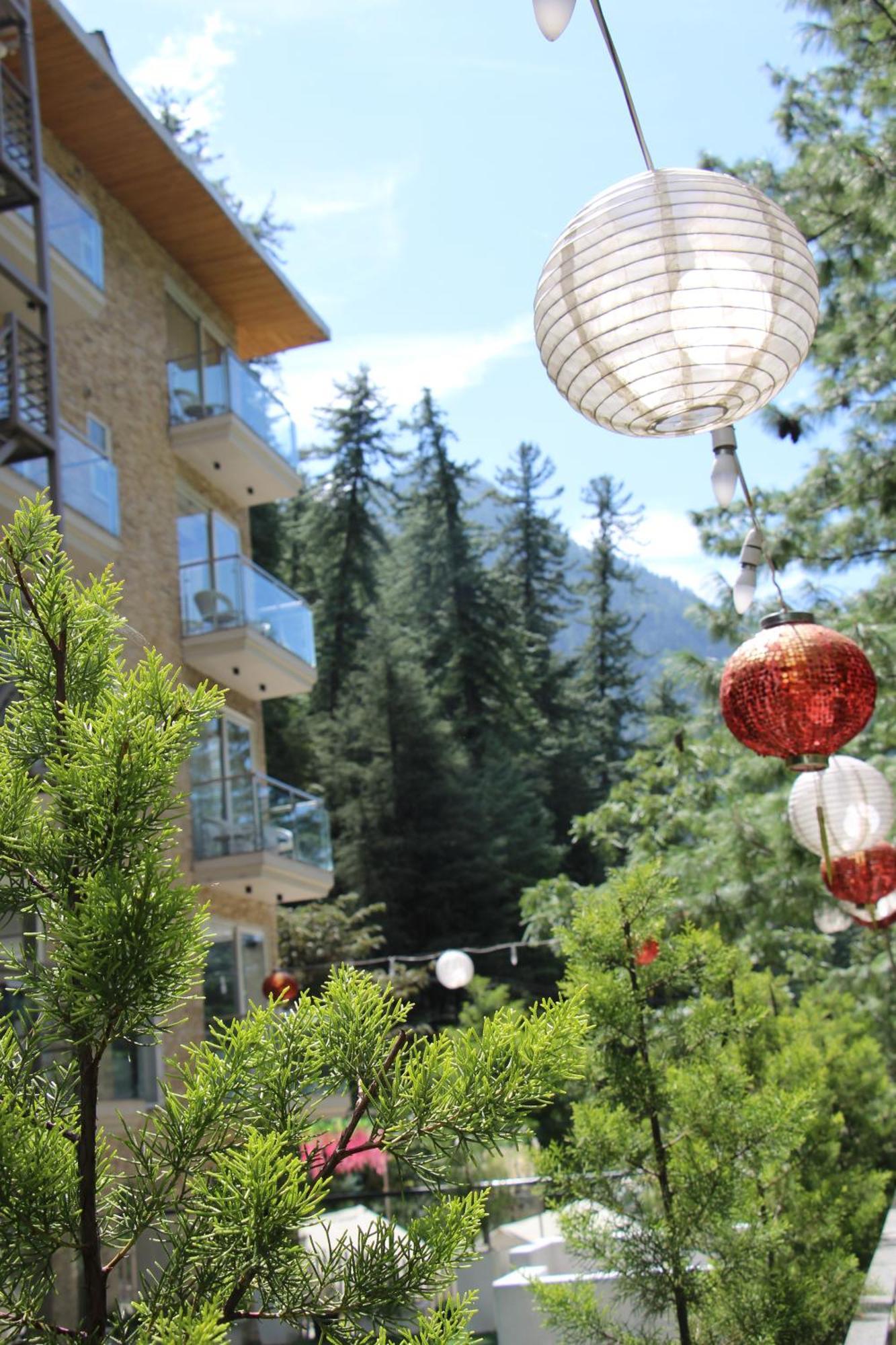Moksha Riverside Resort Kasol Eksteriør billede